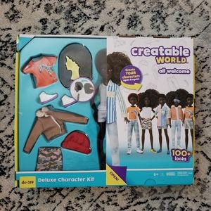 New Creatable World Deluxe Character Kit Doll Set